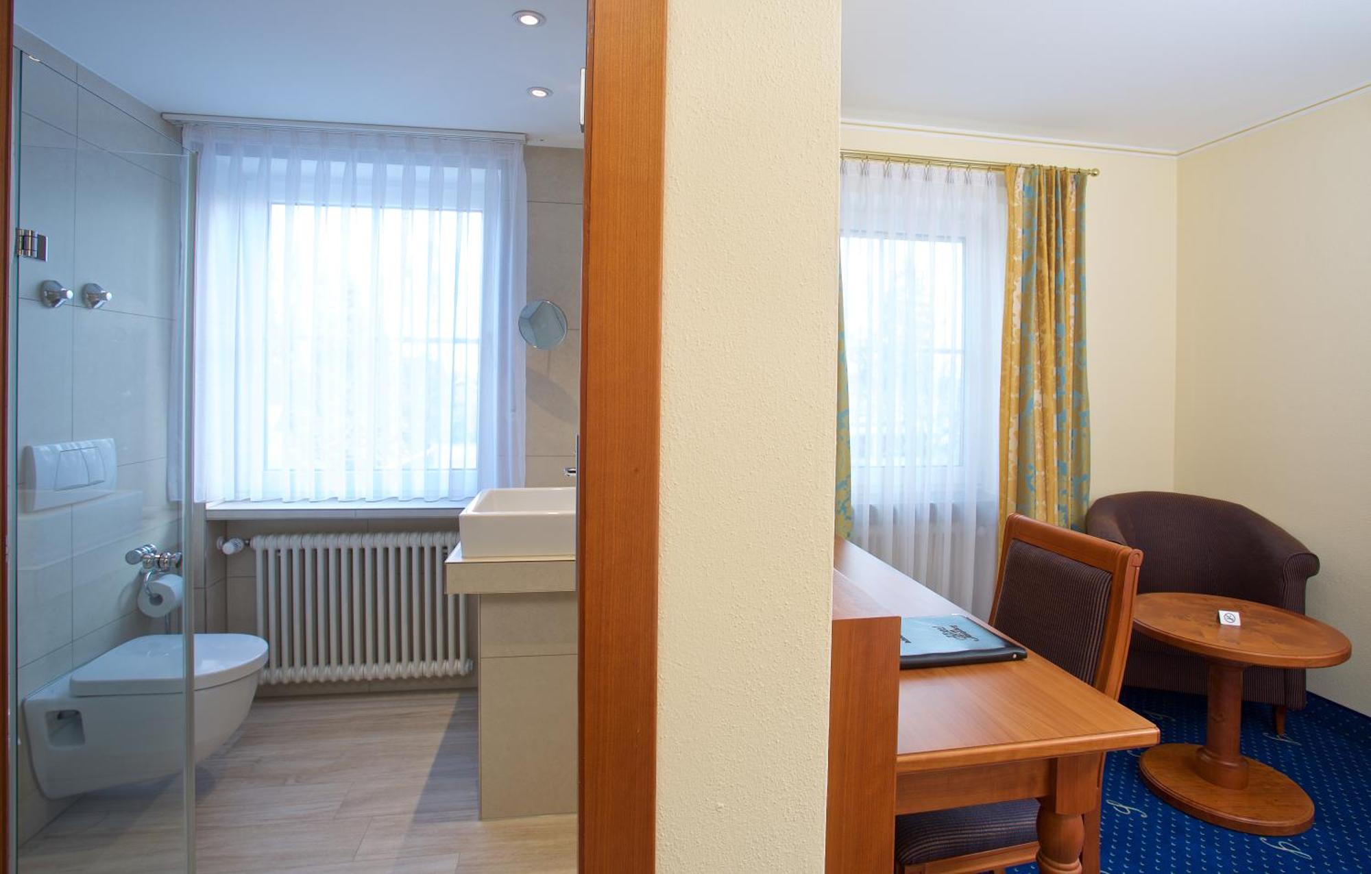 Hotel Am Schlossberg Erding Exteriör bild